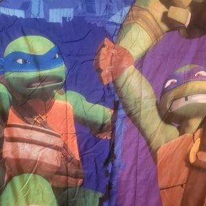 Ninja Turtles Comforter and Losse Fit Sheet